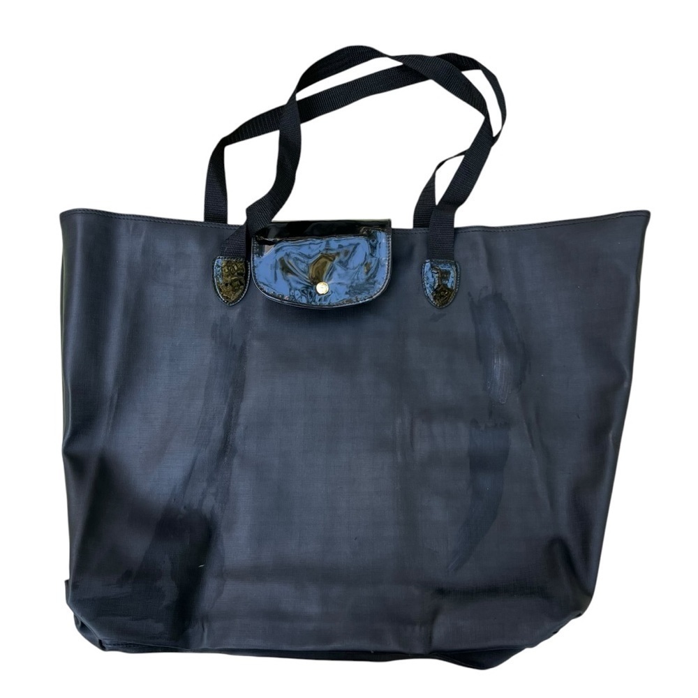 Expandable/Convertible Tote in patent leather and black PVC